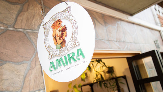 Nuestra Historia - Creada para acompañarte y ayudarte a florecer en tu camino de bienestar.